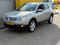Nissan Qashqai - 2.0 Bj 2011 Automaat Panodak Camera ECC Airco PDC