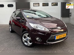 Ford Fiesta - 1.4 Titanium APK CLIMA STOELVW TREKHAAK DRIEM VV