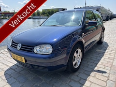 Volkswagen Golf - 1.6 Automaat Airco apk