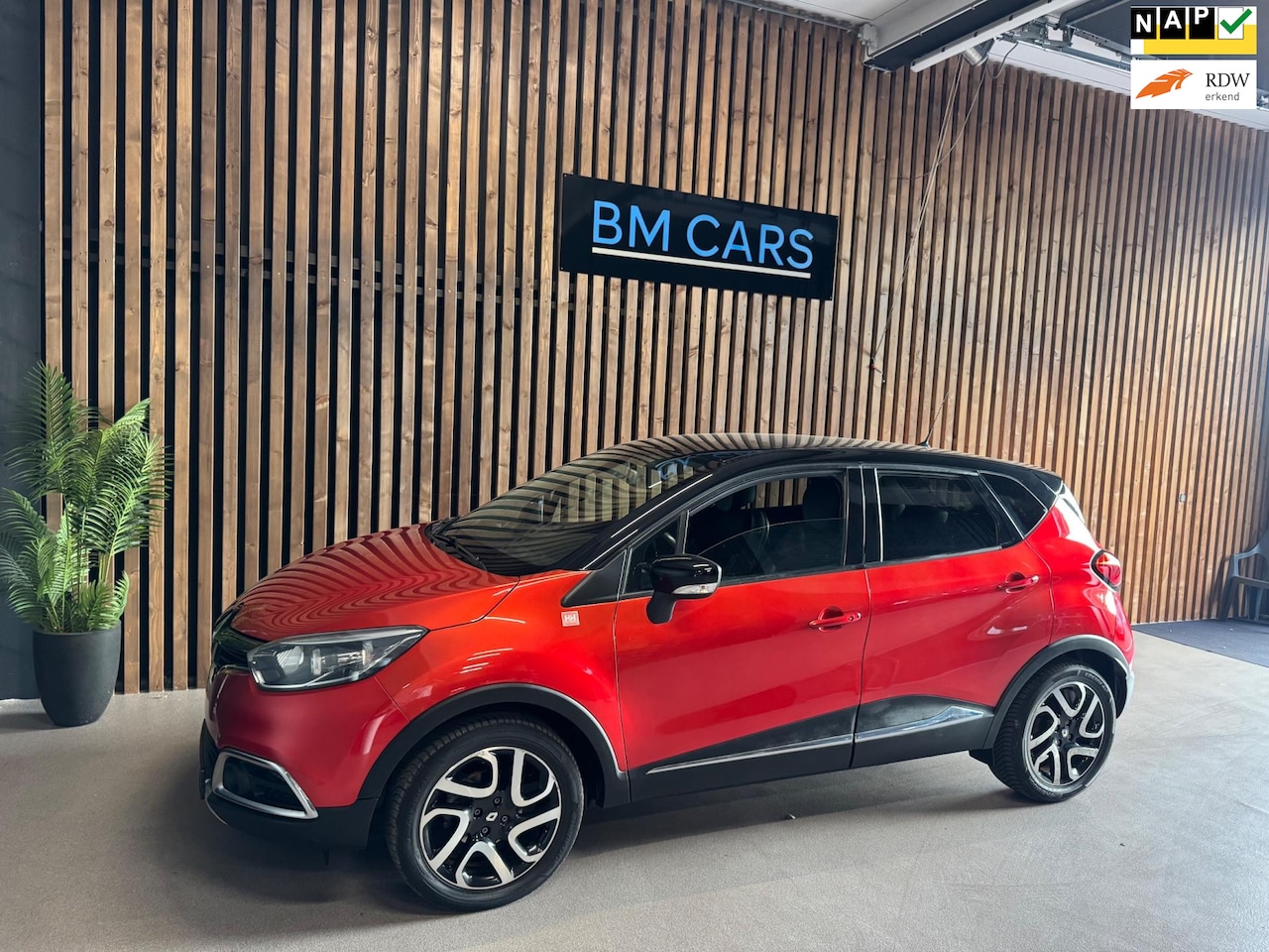 Renault Captur - 0.9 TCe Helly Hansen Airco,Camera, Navigatie - AutoWereld.nl