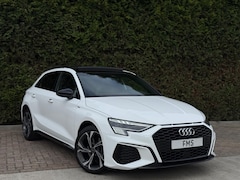 Audi A3 Sportback - 40 TFSI e S-Line Panorama CarPlay
