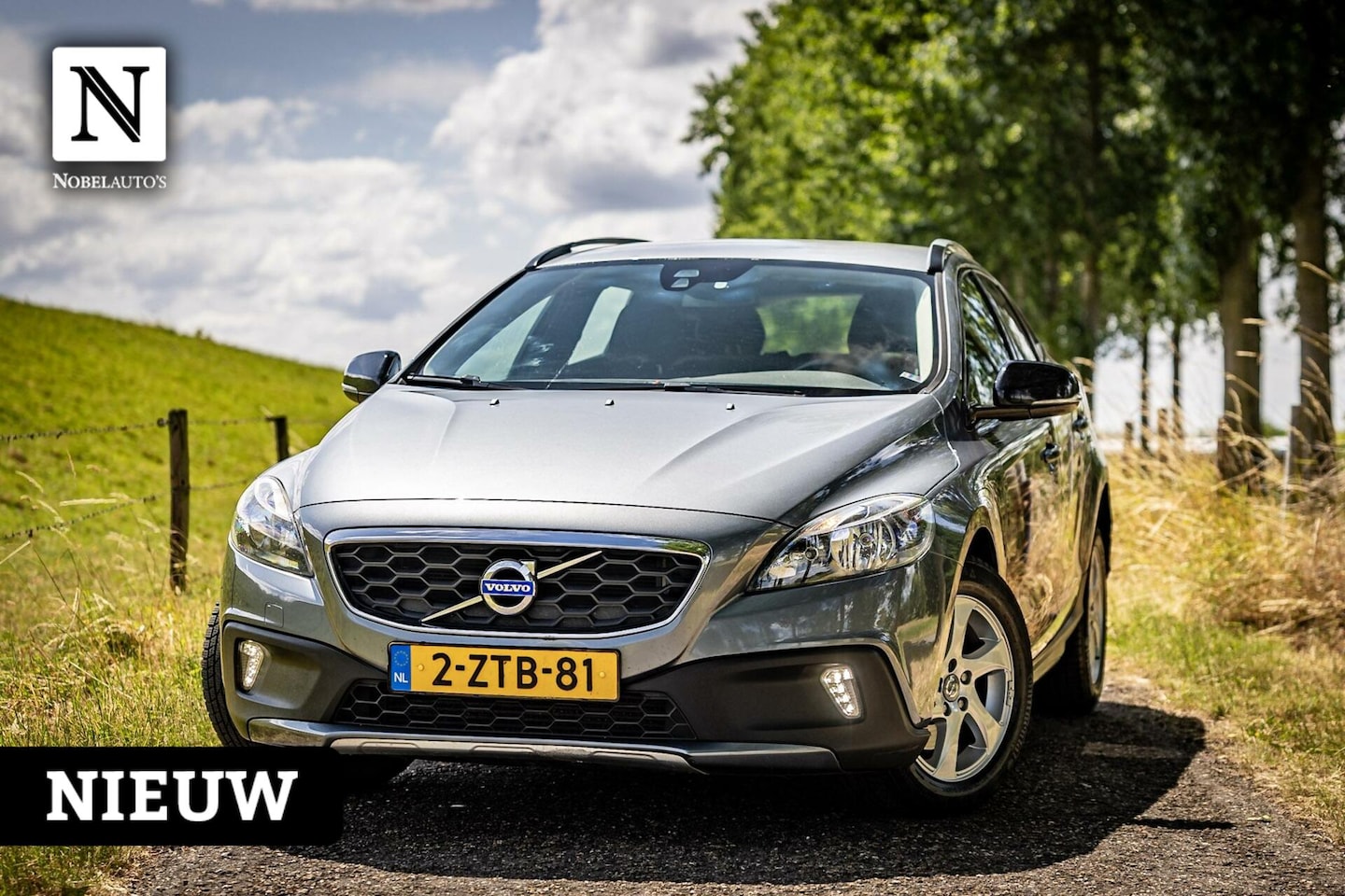 Volvo V40 Cross Country - 1.6 D2 Summum | Navigatie | Trekhaak - AutoWereld.nl