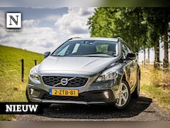 Volvo V40 Cross Country - 1.6 D2 Summum | Navigatie | Trekhaak
