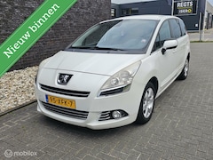 Peugeot 5008 - 1.6 THP Blue Lease Executive 7p