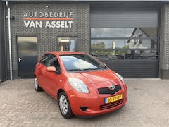 Toyota Yaris - 1.3 VVTi Sol Airco