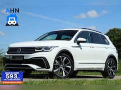 Volkswagen Tiguan - 1.5 TSI / 2x R-Line / Virtual Cockpit / Camera / Matrix LED / Trekhaak / 20"