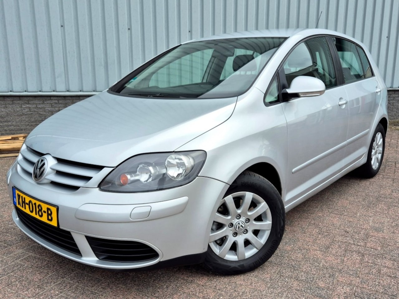 Volkswagen Golf Plus - Plus 2.0 FSI Sportline APK 2026 Automaat - AutoWereld.nl