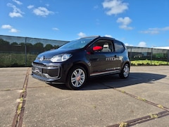 Volkswagen Up! - BEATS UP 90PK Pano-dak Airco Leder