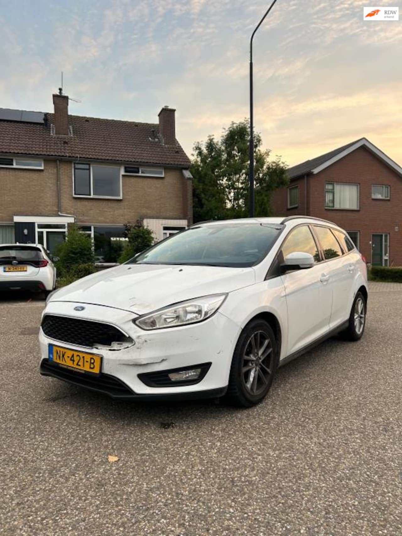 Ford Focus Wagon - 1.5 TDCI Trend 1.5 TDCI Trend - AutoWereld.nl