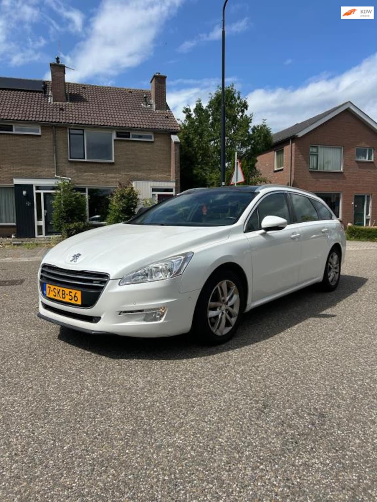 Peugeot 508 SW - 1.6 e-HDi Blue Lease Executive 1.6 e-HDi Blue Lease Executive - AutoWereld.nl