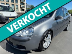 Volkswagen Golf - 1.4 TSI Trendline AUTOMAAT Airco Bluetooth Navi 1e Eigenaar Laag Kilometers Nieuwe Apk