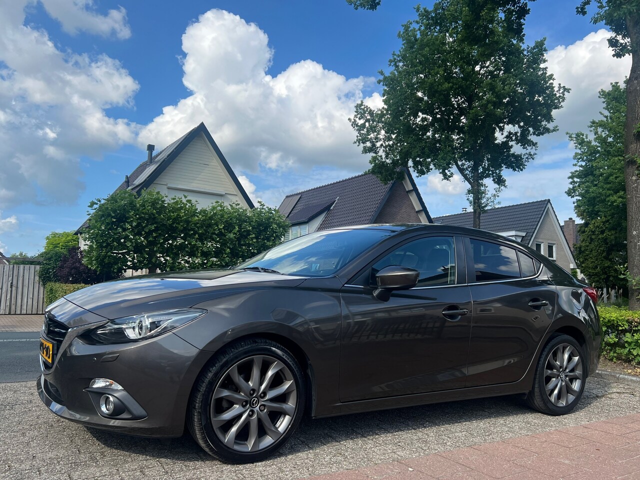 Mazda 3 - 2.0 GT-M 68.000 KM Dealer onderhouden NAP. - AutoWereld.nl