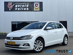 Volkswagen Polo - 1.6 TDI Comfortline ADAP CRUISE CARPLAY NAV