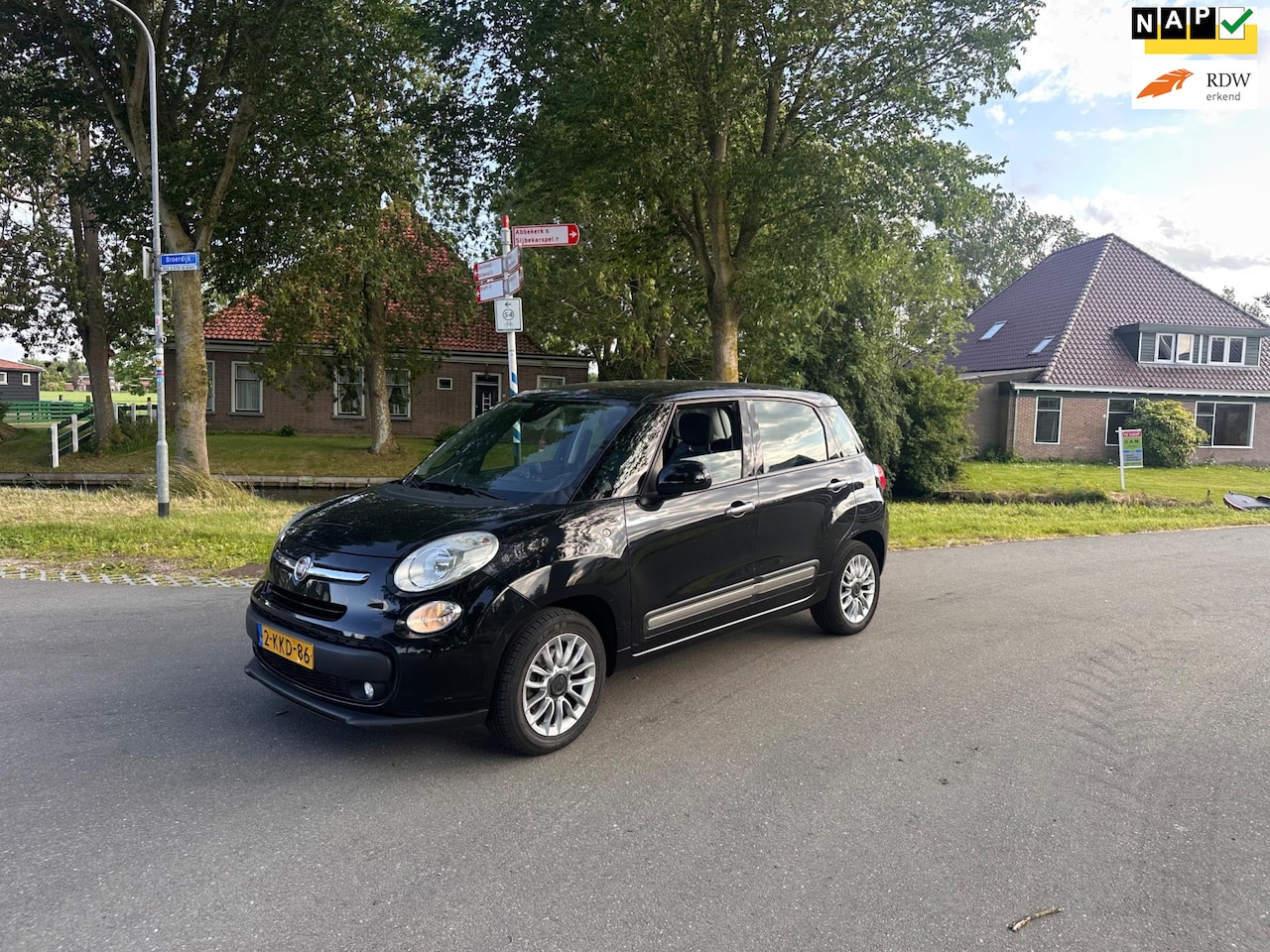 Fiat 500 L - 0.9 TwinAir Lounge Navi.Camera.Pano - AutoWereld.nl