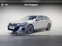 BMW i5 Touring - eDrive40 M Sport Edition Innovation Pack - Beschikbaar vanaf: Augustus 2025 | Selections 5