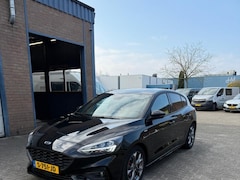 Ford Focus - 1.0 ST-Line Automaat adaptive cruise