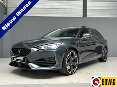 CUPRA Leon Sportstourer - 1.4 e-Hybrid VZ Performance Camera|Navi|AdaptiveCruise|Kuipstoel