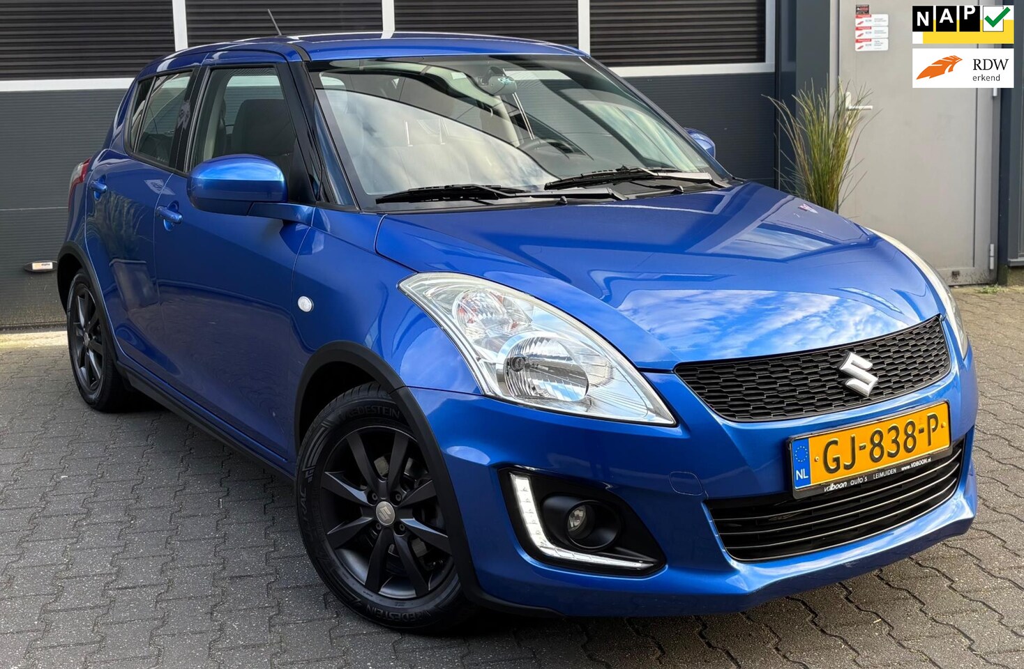 Suzuki Swift - 1.2 Dynamic EASSS*NW APK*CRUISE*STOELVW*LICHTMETAAL - AutoWereld.nl
