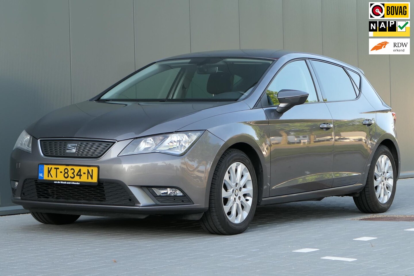 Seat Leon - 1.0 EcoTSI Style Connect NAP Carplay Navi Cruise Trekhaak - AutoWereld.nl