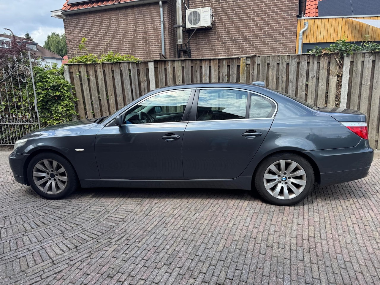 BMW 5-serie - 525i Business Line Edition II 525i Business Line Edition II - AutoWereld.nl
