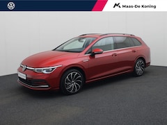 Volkswagen Golf Variant - 1.5eTSI/150PK Style DSG · Navigatie · Trekhaak · Parkeersensoren