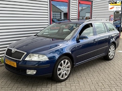 Skoda Octavia Combi - 1.6 Ambiente 75KW *1e Eigenaar