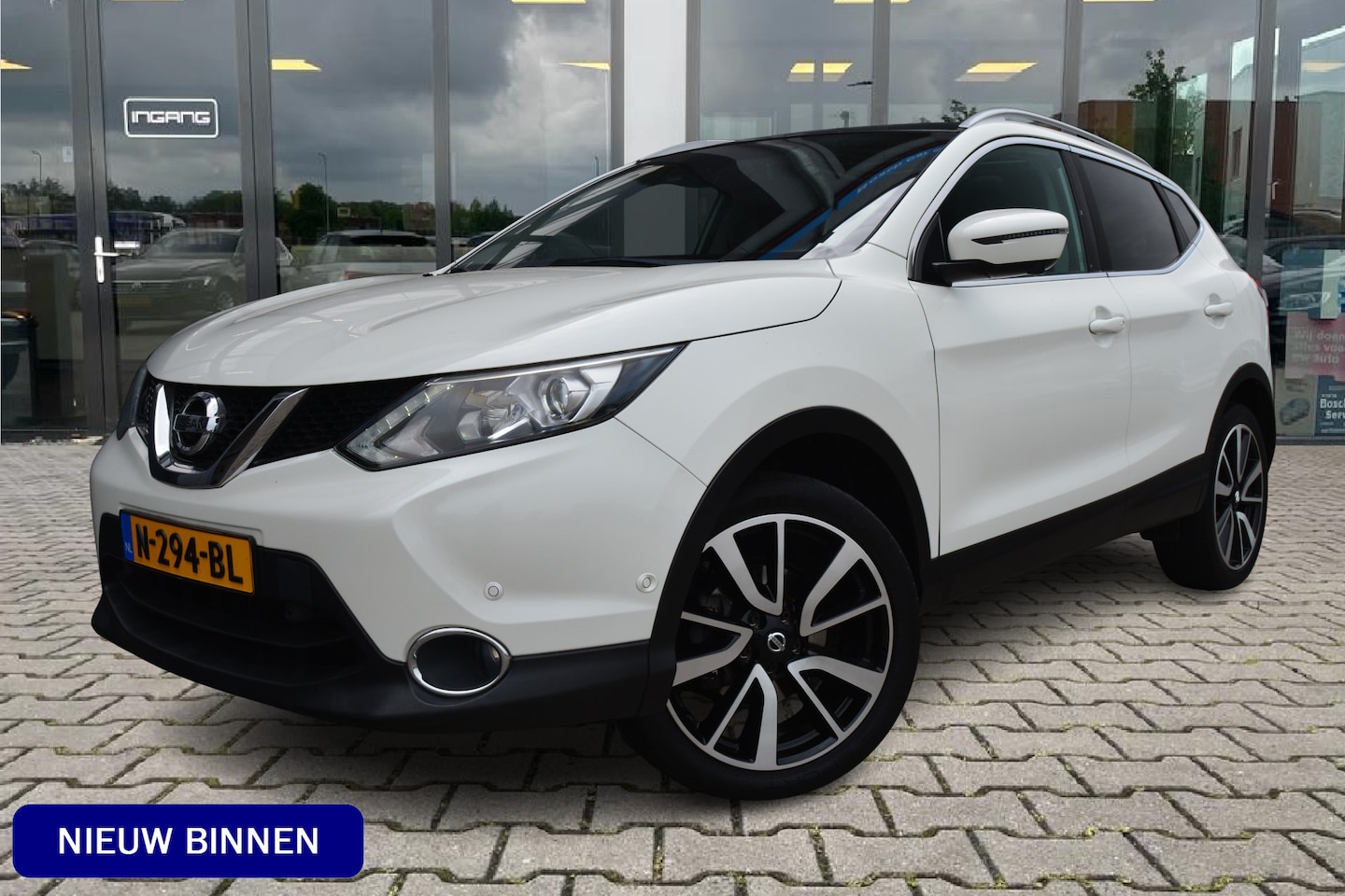 Nissan Qashqai - 1.2 Tekna | Pano | 360 Camera | 18 Inch | - AutoWereld.nl