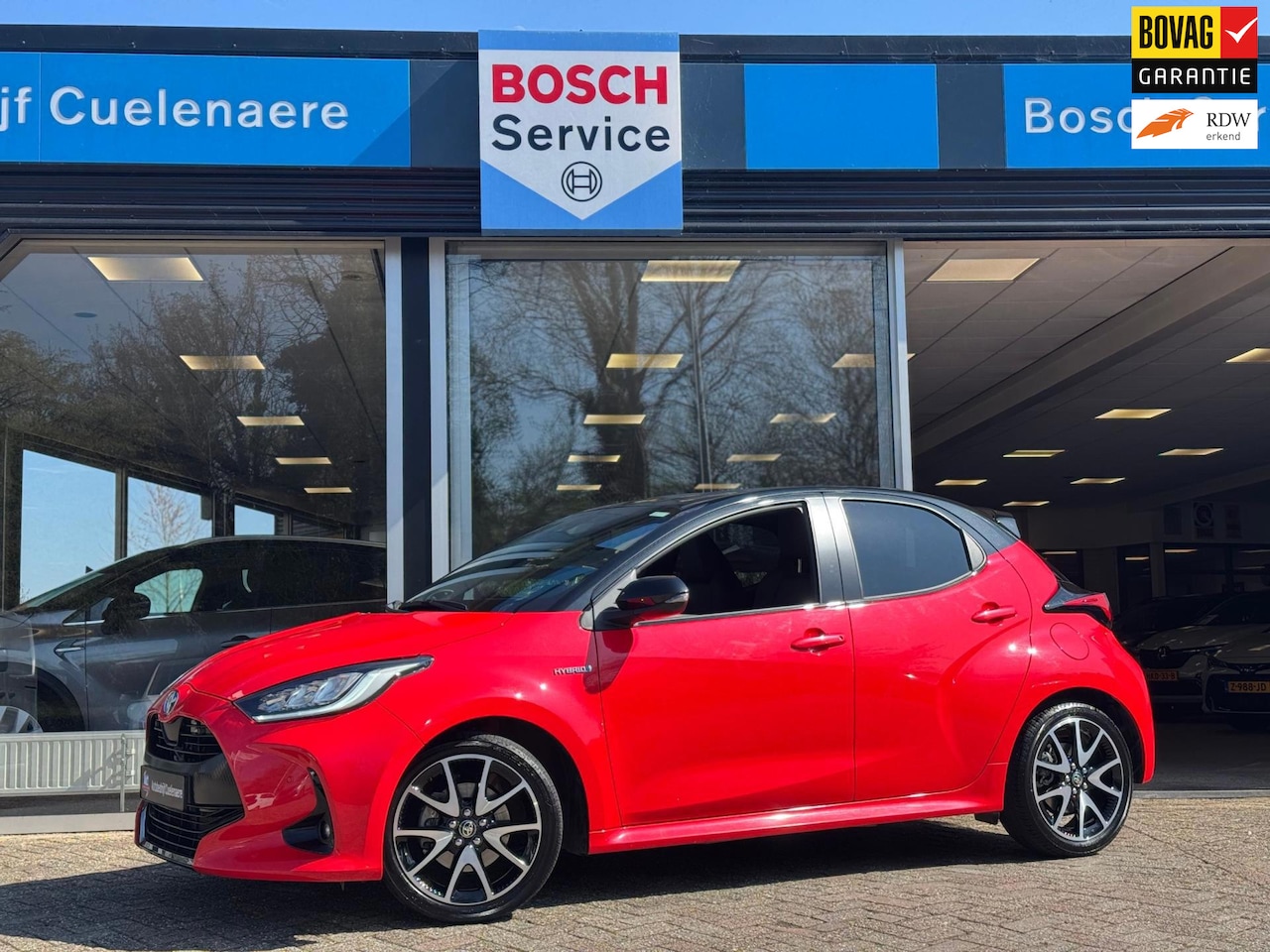 Toyota Yaris - 1.5 Hybrid Launch Edition JBL Sound / Head Up / Stoel & Stuurwiel verw. / Navi / Clima / L - AutoWereld.nl