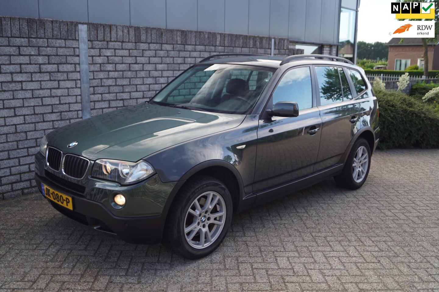 BMW X3 - 2.0i Executive 4WD Leder Clima Cruise 4x Elektrische Ramen 2x PDC LMV Mooie Young Timer - AutoWereld.nl