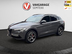 Alfa Romeo Stelvio - 2.0 T AWD B-Tech | Automaat |Pano-dak | Camera | Navi | Cruise | Stuur Verw | Stoelverwarm