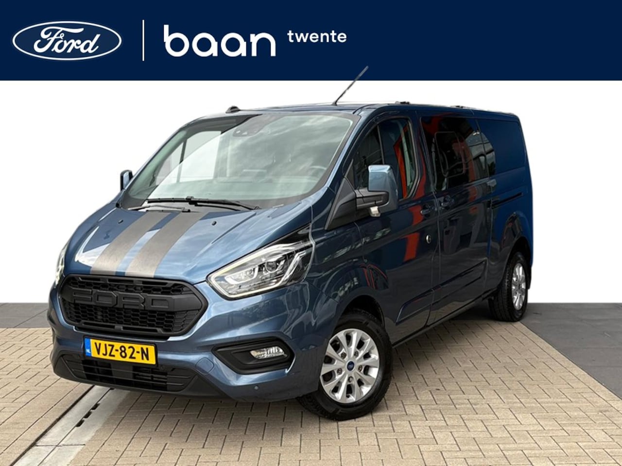 Ford Transit Custom - 300 2.0 TDCI L2H1 Limited DC | Camera | Leren Bekleding | 5 Zits | Adaptive Cruise Control - AutoWereld.nl