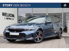 BMW 3-serie Touring - 330e High Executive M Sport Automaat / Panoramadak / Trekhaak / Sportstoelen / Comfort Acc
