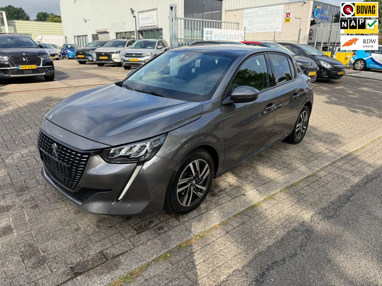 Peugeot 208 - 1.2 PureTech Allure 1.2 PureTech Allure, Panodak, Navi, 12mnd Garantie - AutoWereld.nl
