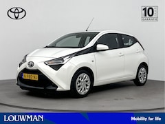 Toyota Aygo - 1.0 VVT-i x-play | NL-Auto | 5-Drs | Airco | Parkeercamera | Snelheidsregelaar |