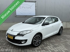 Renault Mégane - 1.2 TCe Bose 2013 / Nieuwe Motor / Camera / Navigatie / Trekhaak / Dealeronderhouden NAP