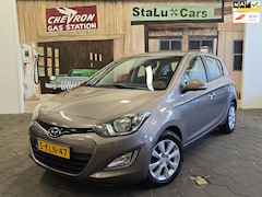 Hyundai i20 - 1.2i i-Deal/AIRCO/5-DEURS/APK 01-2026/