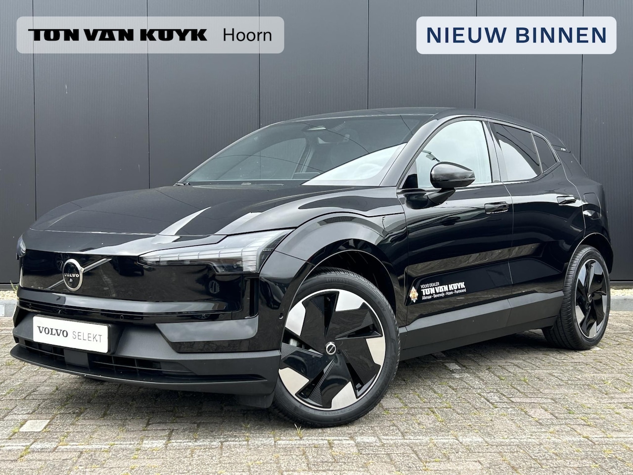 Volvo EX30 - Single Motor Extended Range Ultra 69 kWh Panorama dak / 360 camera / Harman Kardon / Extra - AutoWereld.nl
