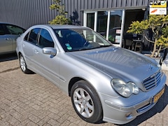 Mercedes-Benz C-klasse - 240 Elegance * nette auto