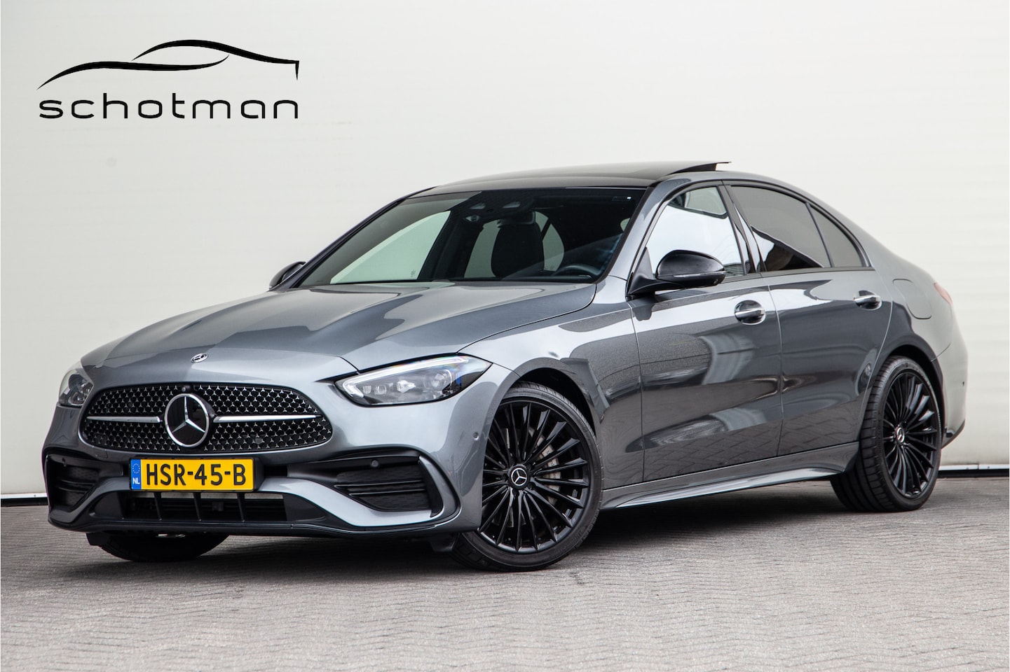 Mercedes-Benz C-klasse - 300 e AMG Premium, Pano, Burmester, Nightpack, Key-Less 2022 - AutoWereld.nl
