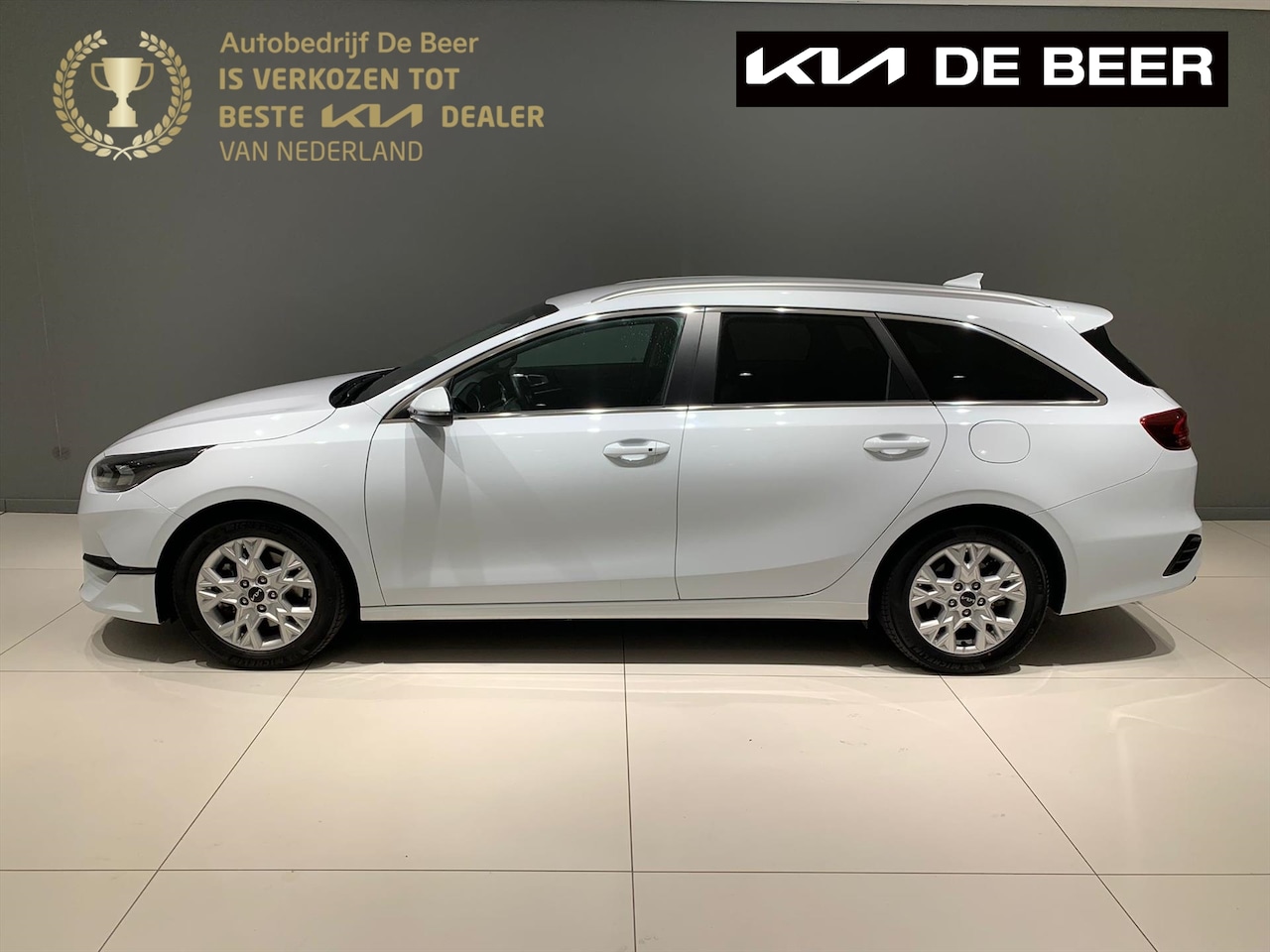 Kia Cee'd Sportswagon - Ceed Sw 1.0 T-GDi 120pk MHEV DCT7 DynamicPlusLine Trekhaak - AutoWereld.nl