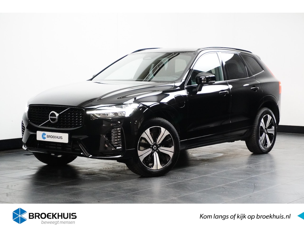 Volvo XC60 - 2.0 T6 Plug-in hybrid AWD Plus Dark | Sportstoelen | Panoramadak | Trekhaak | Elek. stoele - AutoWereld.nl