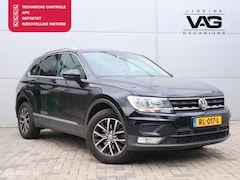 Volkswagen Tiguan - 1.4 TSI Comfortline Automaat Trekhaak Camera