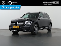 Mercedes-Benz GLB - 200 Premium Plus | AMG | Panoramadak | Sfeerverlichting | Widescreen | Stoelverwarming |