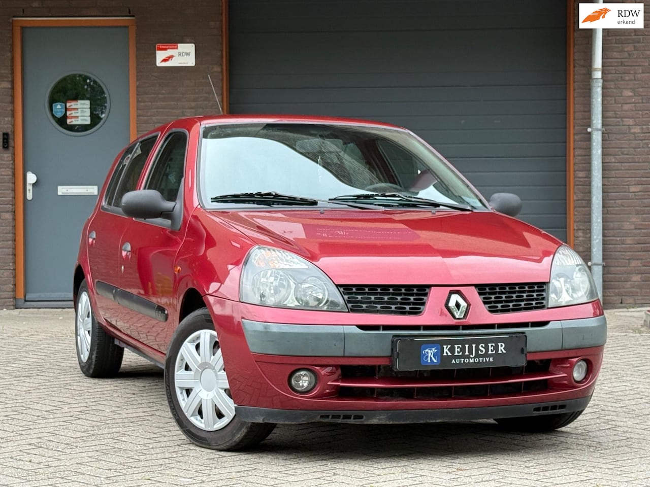 Renault Clio - 1.2 Expression | NIEUWE APK | ONDERHOUD HISTORIE | ZUINIG | - AutoWereld.nl