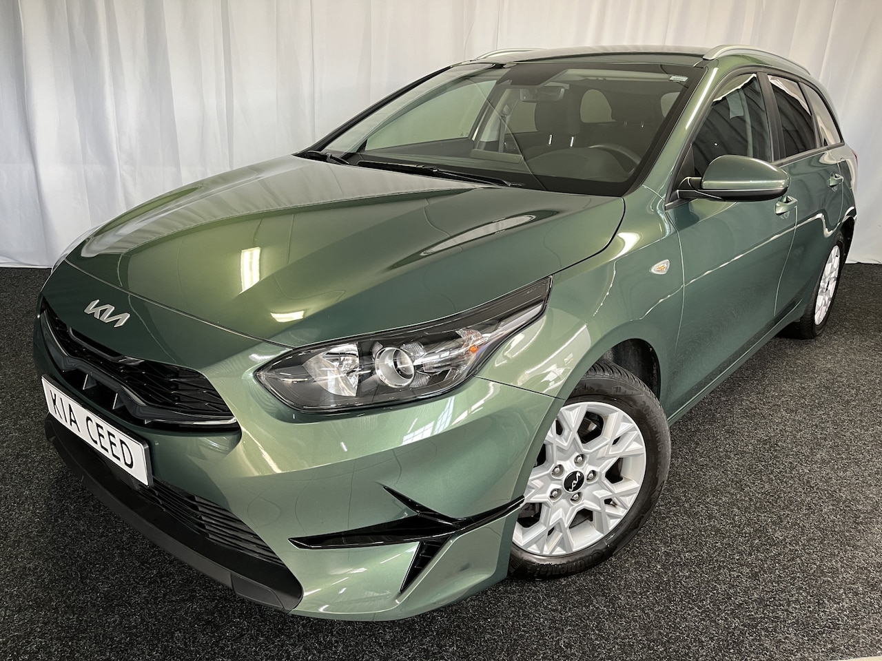 Kia Cee'd Sportswagon - Ceed 1.5 T-GDi DynamicLine 1E EIGN/ECC/STOELVERW./APPLE/LMV - AutoWereld.nl