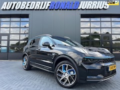 Lynk & Co 01 - 1.5 N NL.Auto/Zwarte Hemel/Full Opties/360 Camera/Panoramadak/Automaat/Carplay/262Pk/1Ste