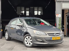 Opel Astra - 1.6 Cosmo |Airco|Cruise Control|PDC|El Pakket|APK