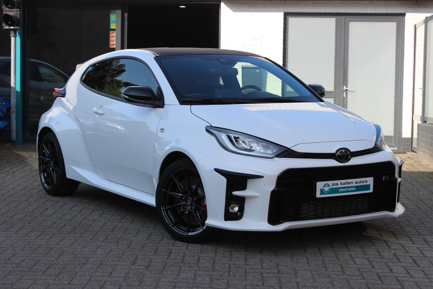 Toyota Yaris - 1.6 GR Performance 18" Sper Diff, Safety Pack, Track Pack, IMT, BTW Auto! - AutoWereld.nl