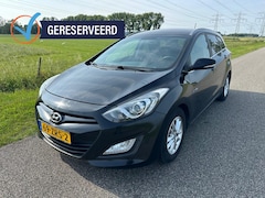 Hyundai i30 Wagon - 1.6 GDI i-Vision EXPORT PRIJS EX BPM