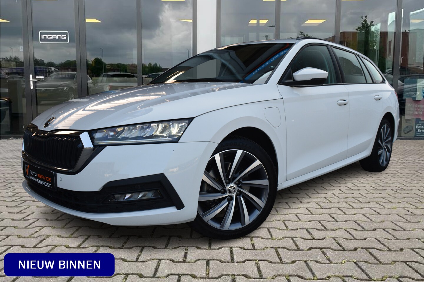 Skoda Octavia Combi - 1.4 TSI iV PHEV Business Edition | Dealer Onderhouden | Led | 18 Inch | - AutoWereld.nl